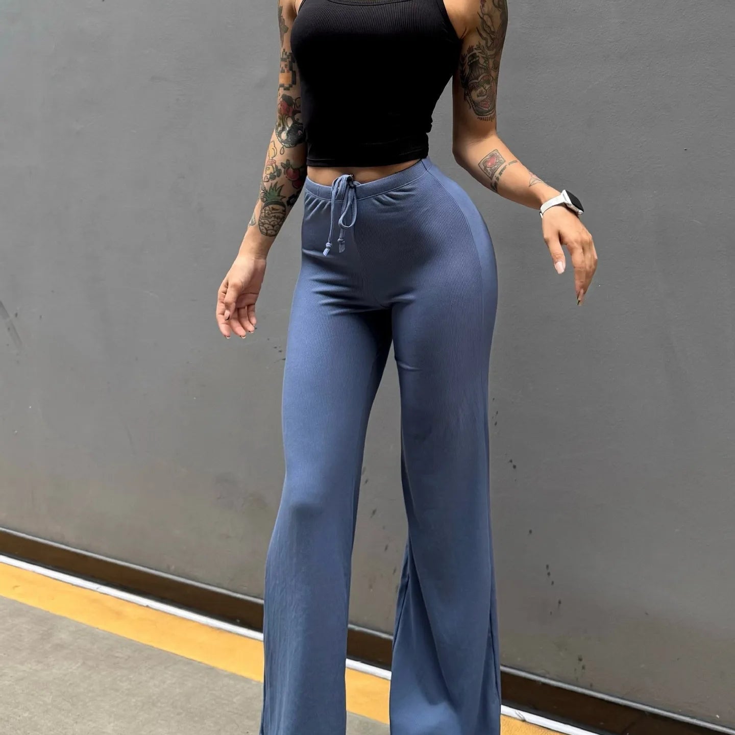 High-waisted booty-enhancing yoga pants