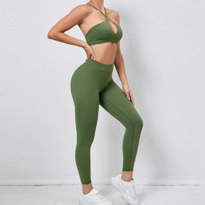 Seamless Yoga Set – Hip-Lifting Leggings & Cross Back Bra