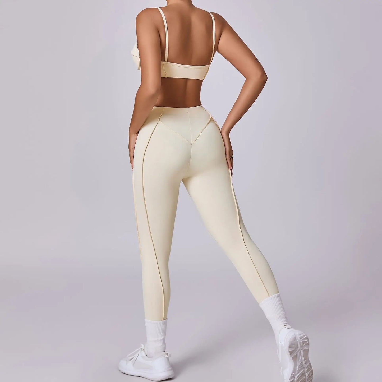 Curve-Enhancing Yoga Set with Push-Up Bra & Flexible Leggings