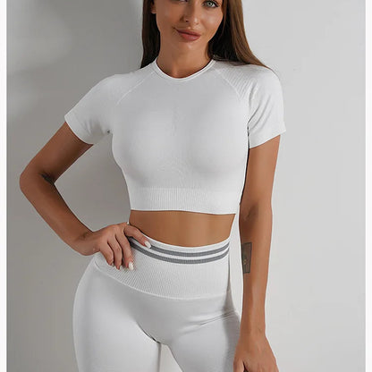 Crop Top & Hip-Lifting Shorts