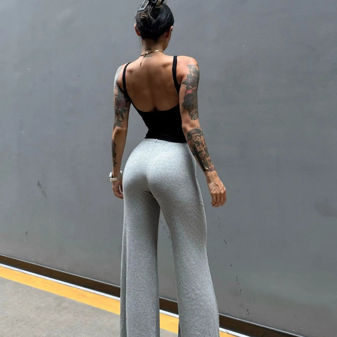 High-waisted booty-enhancing yoga pants