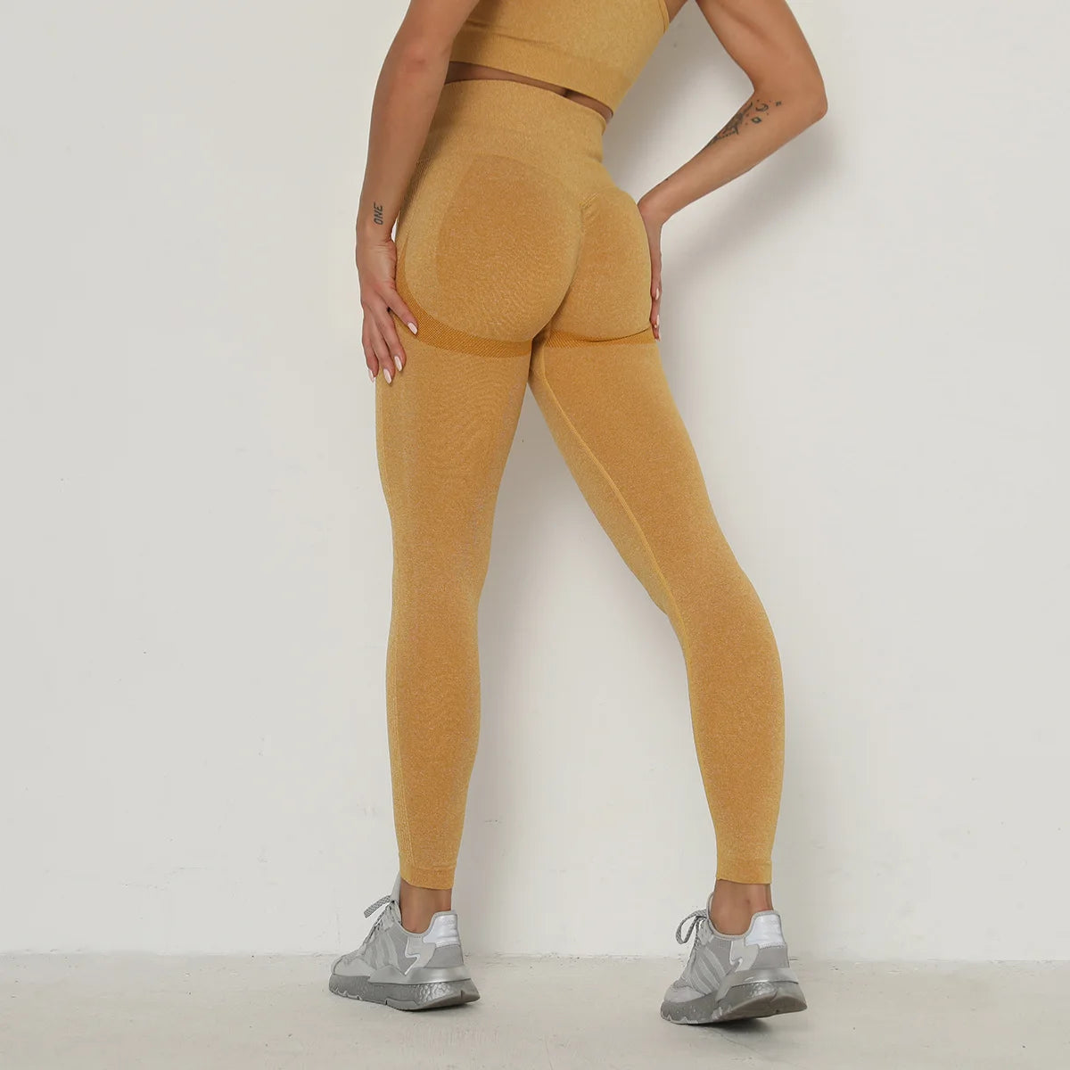 ContourFlex Scrunch Seamless Leggings