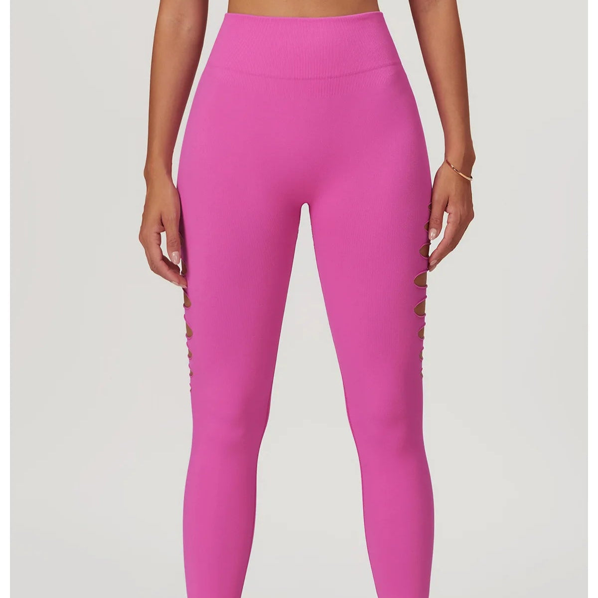 Hot Shot Leggings – High-Waist Fit with Flirty Cut-Outs