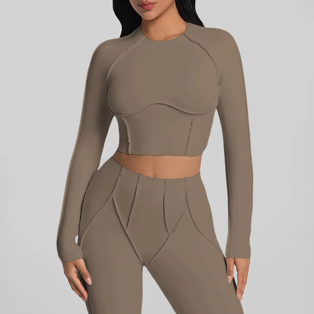 Chic Ruched Yoga Top with Breathable Quick-Dry Fabric