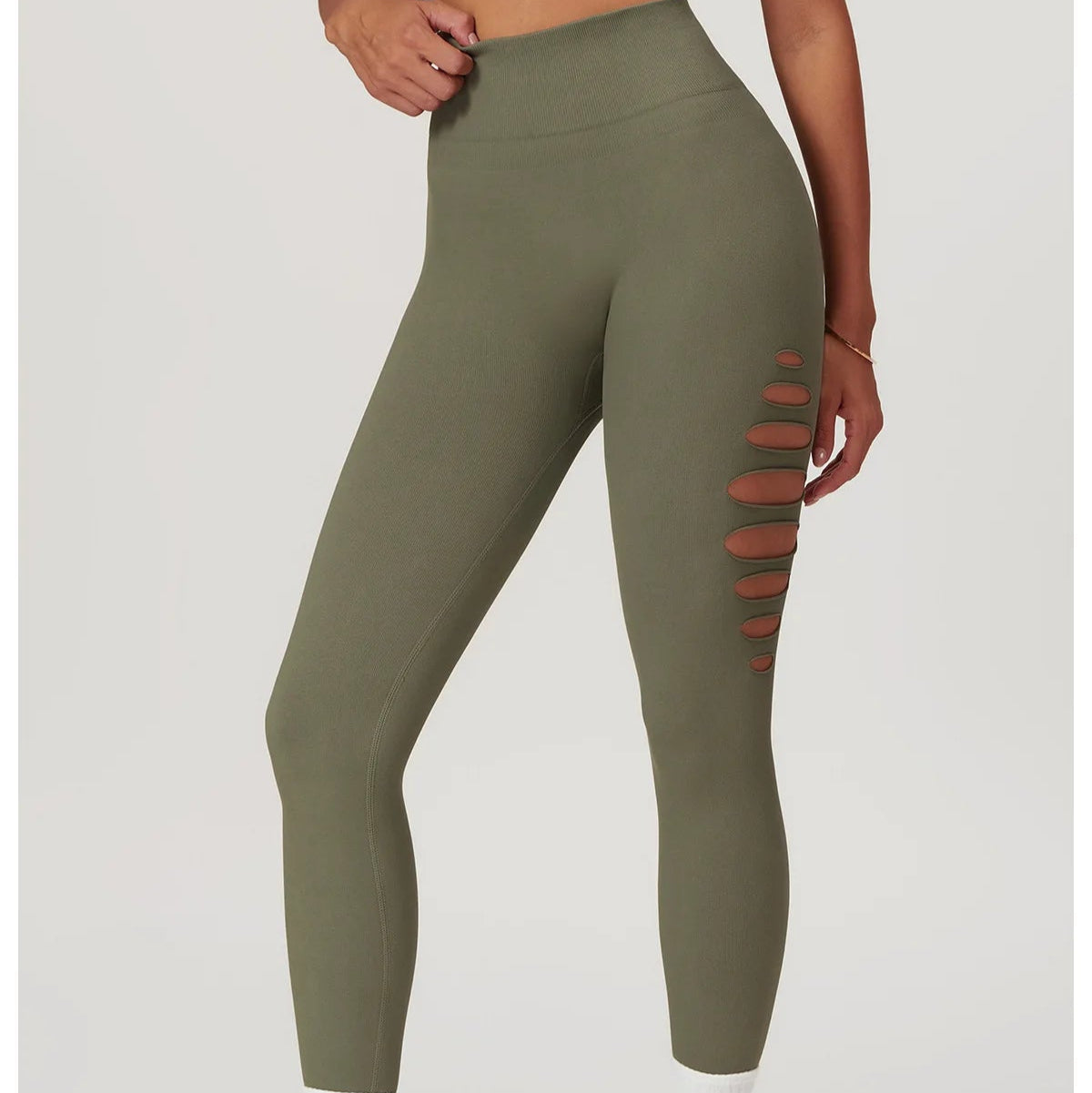 Hot Shot Leggings – High-Waist Fit with Flirty Cut-Outs