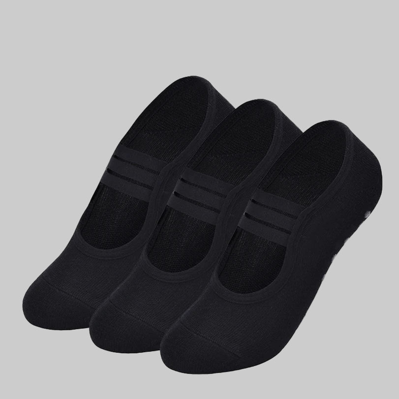 Three pairs of black socks on a white background with a label indicating '3 Pairs'.