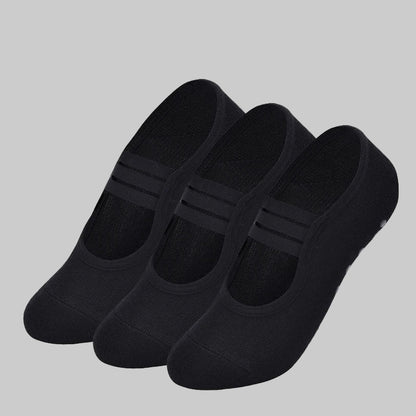 Three pairs of black socks on a white background with a label indicating '3 Pairs'.