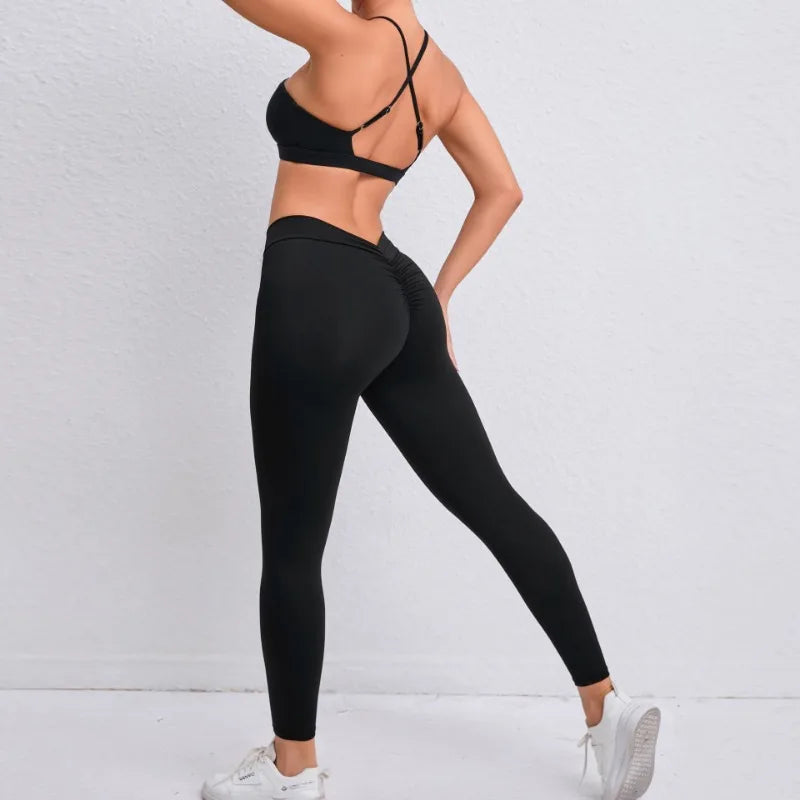 Seamless Yoga Set – Hip-Lifting Leggings & Cross Back Bra