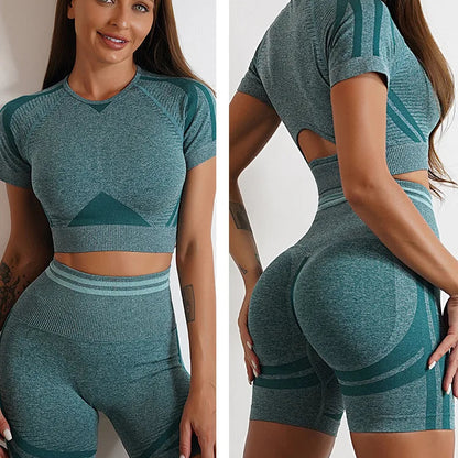 Crop Top & Hip-Lifting Shorts